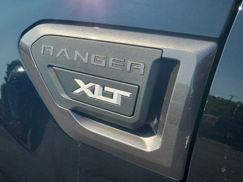 Used 2019 Ford Ranger XLT w/ Equipment Group 302A Luxury AWD/4WD image 9