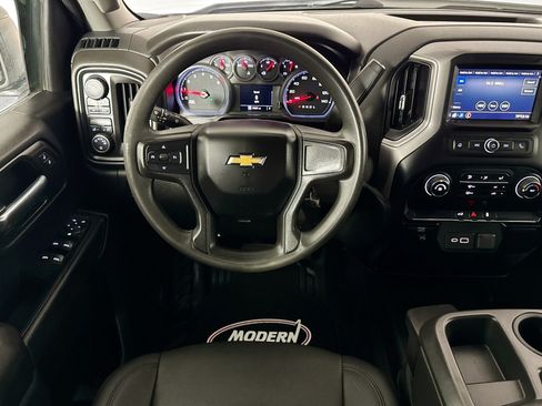 Used 2021 Chevrolet Silverado 1500 W/T w/ WT Value Package AWD/4WD image 23