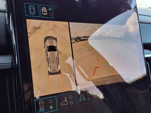 New 2026 GMC Acadia Elevation image 17