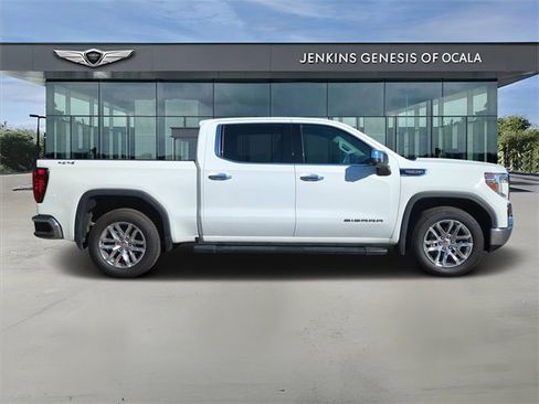 Used 2022 GMC Sierra 1500 SLT w/ Driver Alert Package II image 2