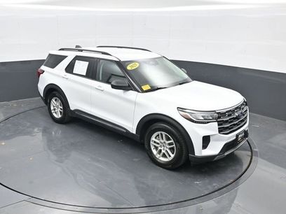Used 2025 Ford Explorer Active
