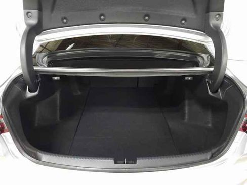 Used 2022 Acura TLX w/ Technology Package image 9