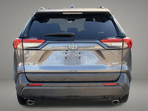 Used 2024 Toyota RAV4 XLE image 4