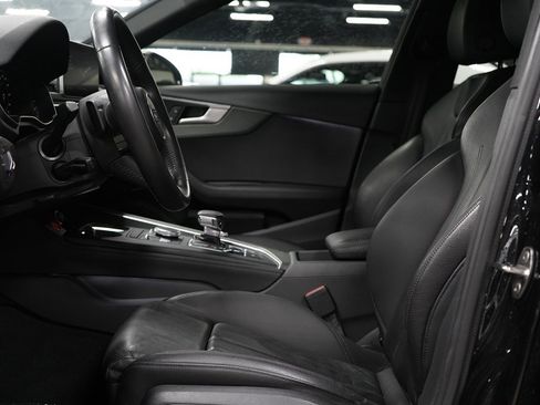 Used 2019 Audi A4 2.0T Premium Plus FWD image 12