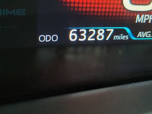 Used 2018 Toyota Prius Prime Plus image 23