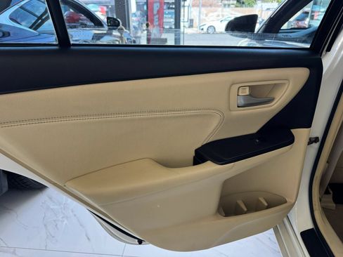 Used 2017 Toyota Camry XLE FWD image 24