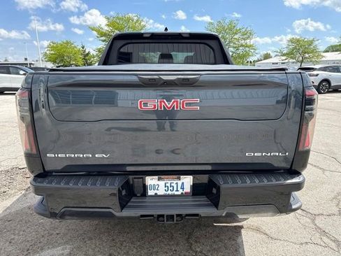 Used 2026 GMC Sierra EV Denali AWD/4WD image 5