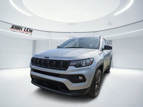 New 2026 Jeep Compass Latitude w/ Sun and Sound Group AWD/4WD image 6