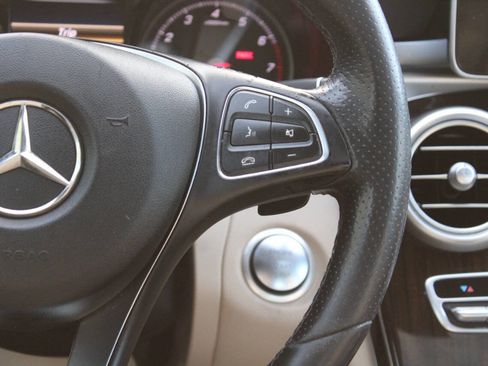 Used 2018 Mercedes-Benz C 300 4MATIC Sedan image 40