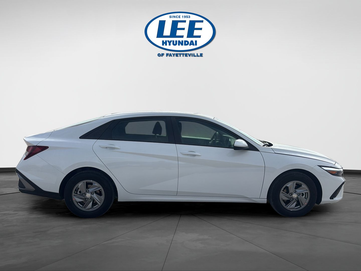 Certified 2026 Hyundai Elantra SE FWD image 6