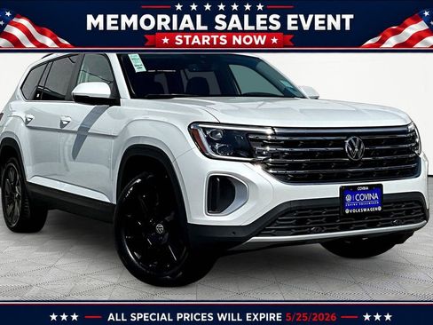 New 2026 Volkswagen Atlas SE FWD image 1