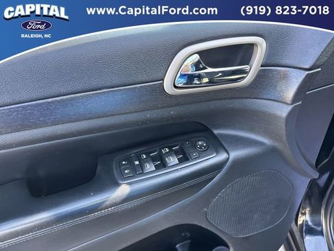 Used 2015 Jeep Grand Cherokee Laredo w/ Quick Order Package 23E image 20