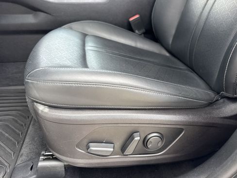 Used 2021 Kia Sorento S FWD image 20