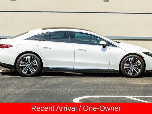 Used 2022 Mercedes-Benz EQS 450+ Sedan image 9