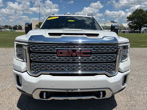 Used 2023 GMC Sierra 3500 Denali AWD/4WD image 2