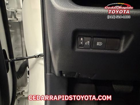 Certified 2021 Toyota RAV4 LE image 9