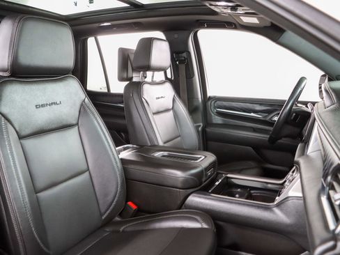 Used 2023 GMC Yukon Denali image 34