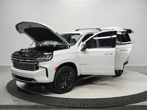Used 2021 Chevrolet Tahoe Premier image 11