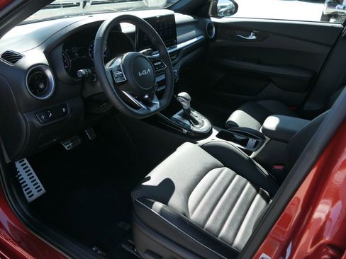 Used 2023 Kia Forte GT-Line w/ GT-Line Premium Package FWD image 14