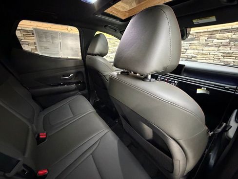 Used 2025 Hyundai Santa Cruz Limited image 29