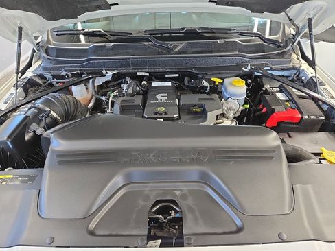 Used 2024 RAM 3500 Laramie w/ Sport Appearance Package AWD/4WD image 28