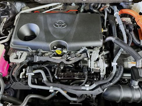 Used 2020 Toyota RAV4 XSE image 9