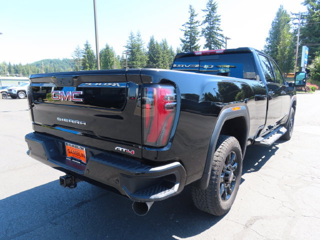 Used 2025 GMC Sierra 3500 AT4 w/ AT4 Preferred Package AWD/4WD image 9