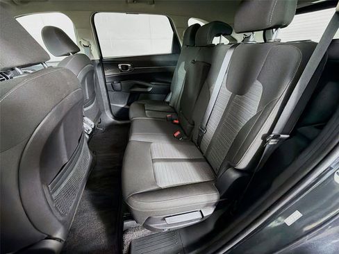 Used 2022 Kia Sorento LX AWD/4WD image 20