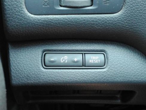 Used 2017 Nissan Altima 2.5 SR w/ Midnight Edition Package image 31