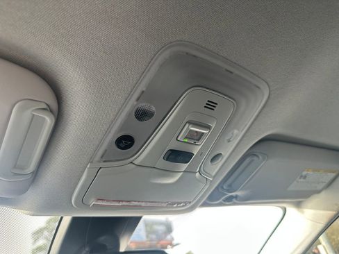 Used 2022 Toyota Prius LE image 72