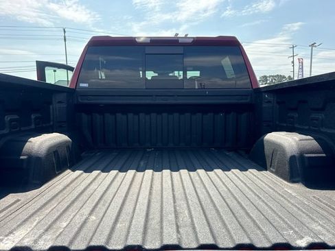 Used 2023 GMC Sierra 1500 SLT w/ SLT Convenience Package AWD/4WD image 12