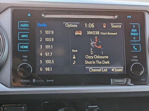 Used 2018 Toyota Tacoma TRD Sport RWD image 14
