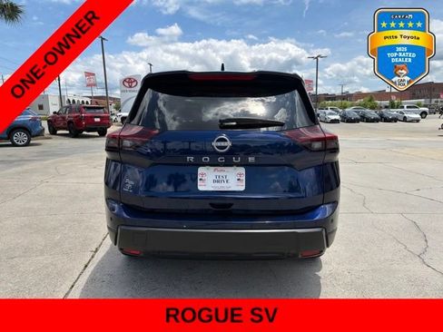 Used 2025 Nissan Rogue SV FWD image 6