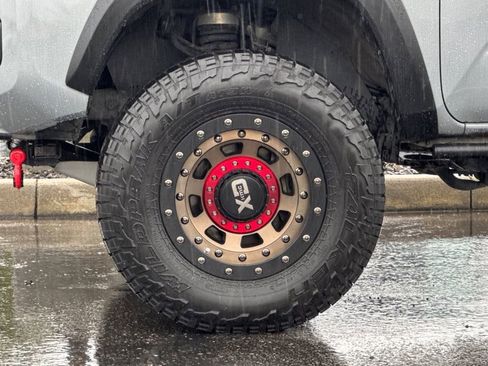 Used 2019 Toyota Tacoma TRD Off-Road AWD/4WD image 25