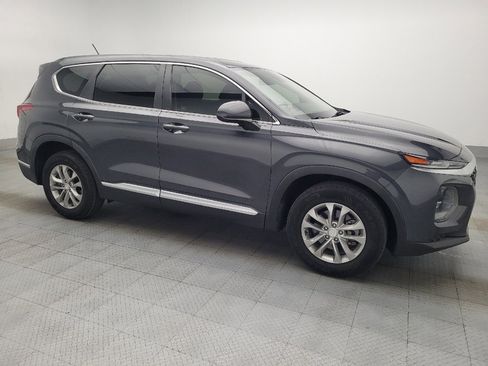 Used 2020 Hyundai Santa Fe SE FWD image 11