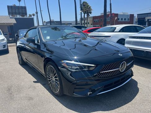 Used 2024 Mercedes-Benz CLE 450 4MATIC Cabriolet w/ Driver Assistance Package image 3