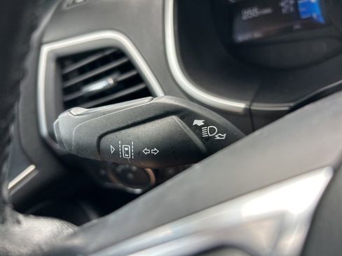 Used 2021 Ford Edge SEL w/ Convenience Package image 27