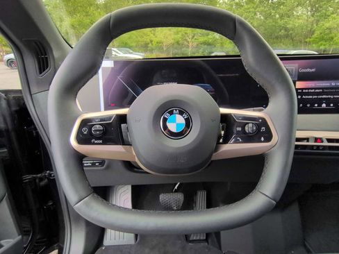 New 2026 BMW iX xDrive45 w/ Premium Package AWD/4WD image 22