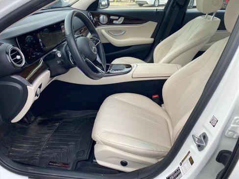Used 2021 Mercedes-Benz E 350 4MATIC Sedan image 9