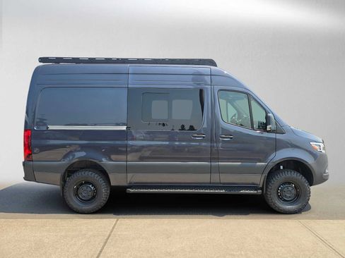 Used 2026 Mercedes-Benz Sprinter 2500 image 2
