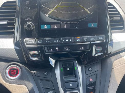 Used 2019 Honda Odyssey EX image 13