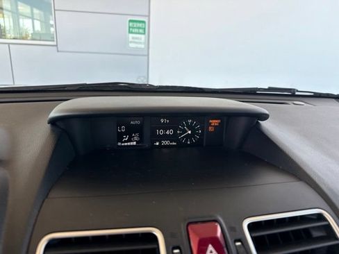 Used 2018 Subaru Forester 2.5i Touring w/ Popular Package #3B AWD/4WD image 18
