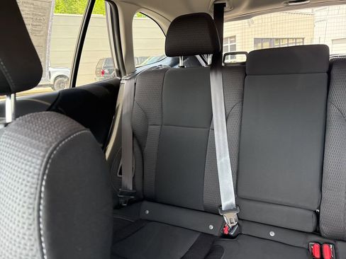 Used 2021 Subaru Outback Premium image 12