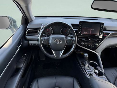 Used 2023 Toyota Camry XSE FWD image 7