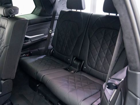 New 2026 BMW X7 xDrive40i AWD/4WD image 22