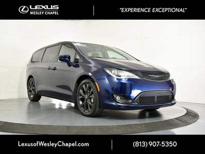 Used 2020 Chrysler Pacifica Touring w/ S Appearance Package