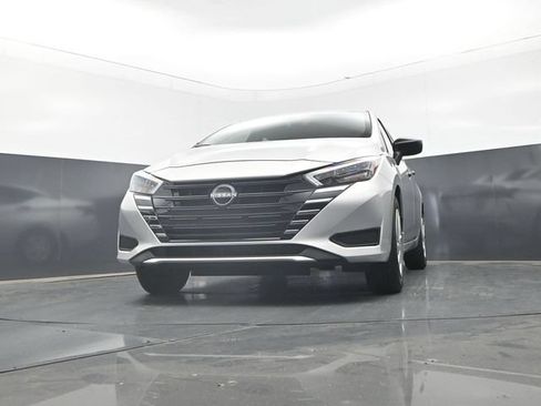 Used 2025 Nissan Versa S w/ Electronics Package FWD image 26
