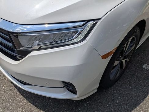 Certified 2023 Honda Odyssey Touring image 5