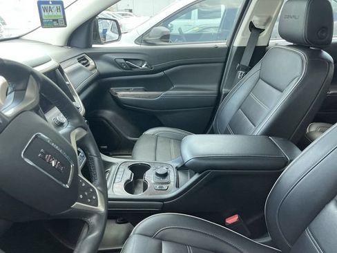 Used 2022 GMC Acadia Denali w/ Black Diamond Edition FWD image 5
