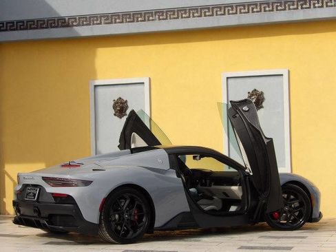 Used 2023 Maserati MC20 Spyder image 19